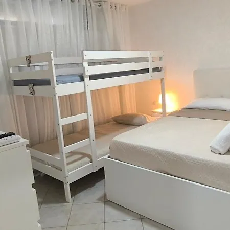 Cuore Spagnolo 350m Del Mar Apartman